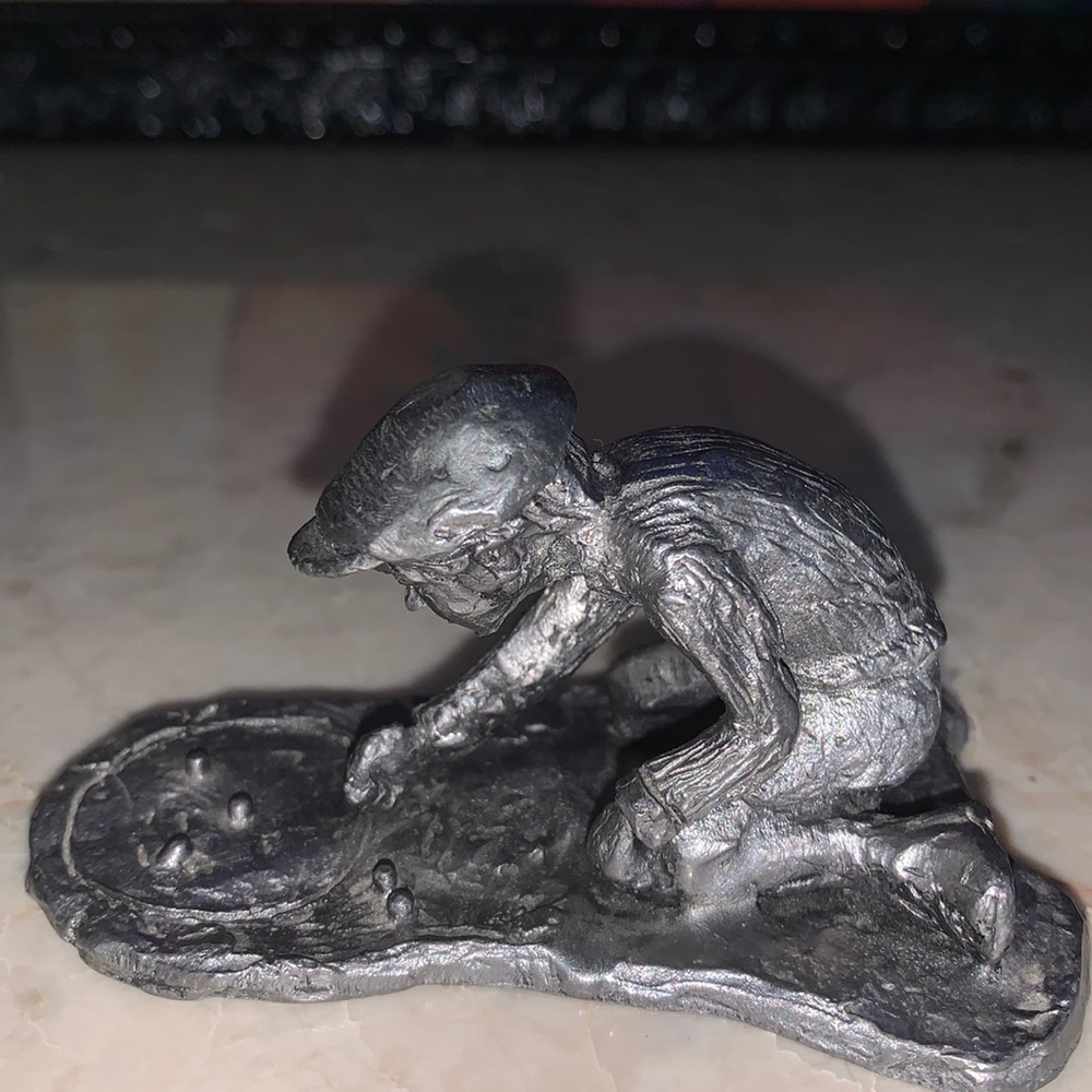 Michael Ricker’s vintage sculpture